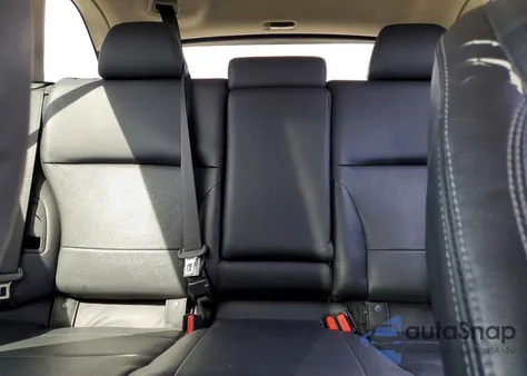 2018 Subaru Outback 3.6R Limited z USA, uszkodzony, nr VIN 4S4BSENC7J3257655